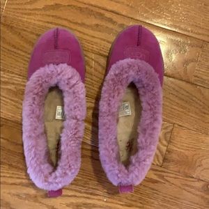Fuchsia Pink UGG Slippers NWOT